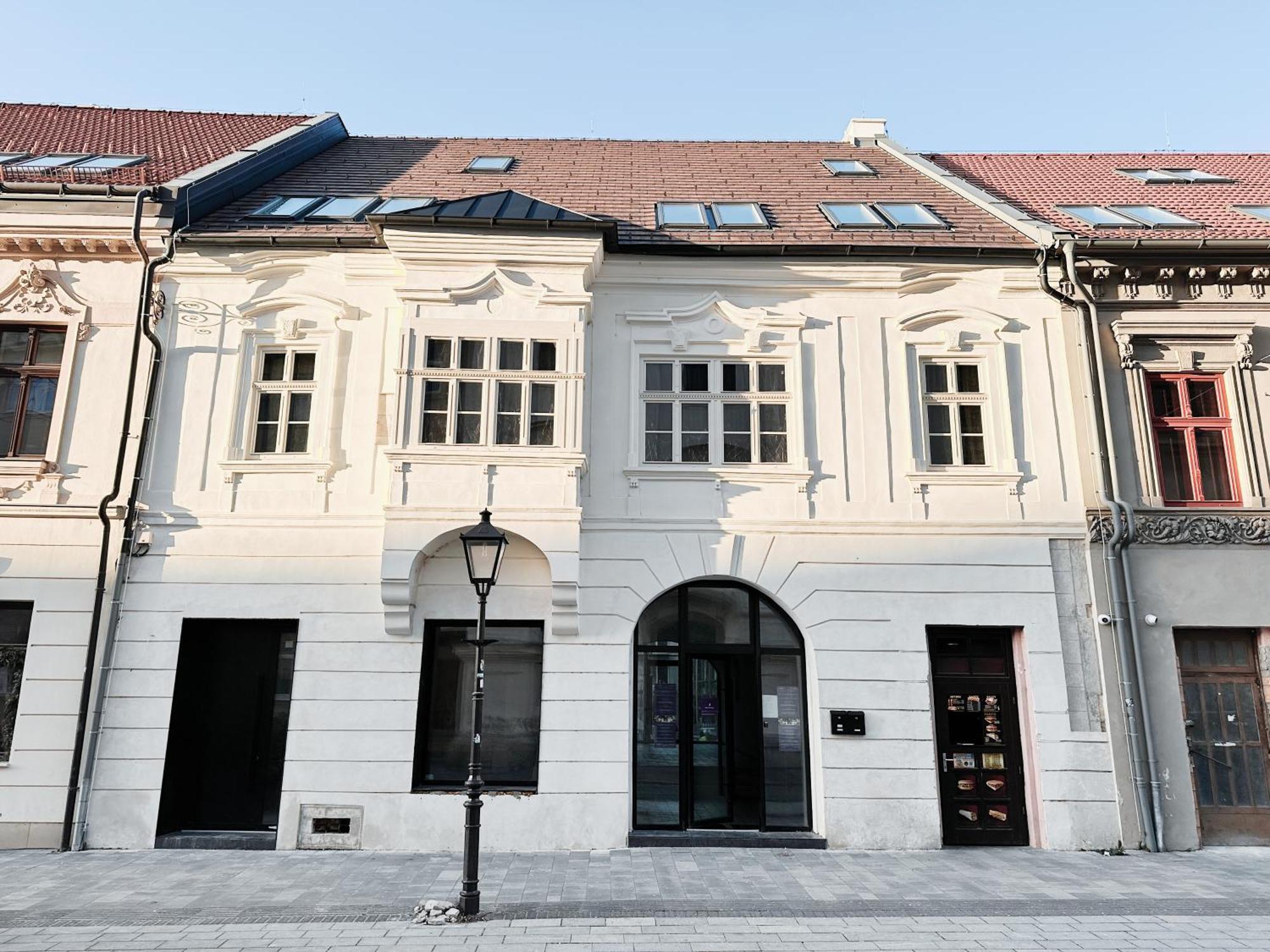 Hviezdoslavova Apartments, Trnava Centre, Parking Available Kültér fotó