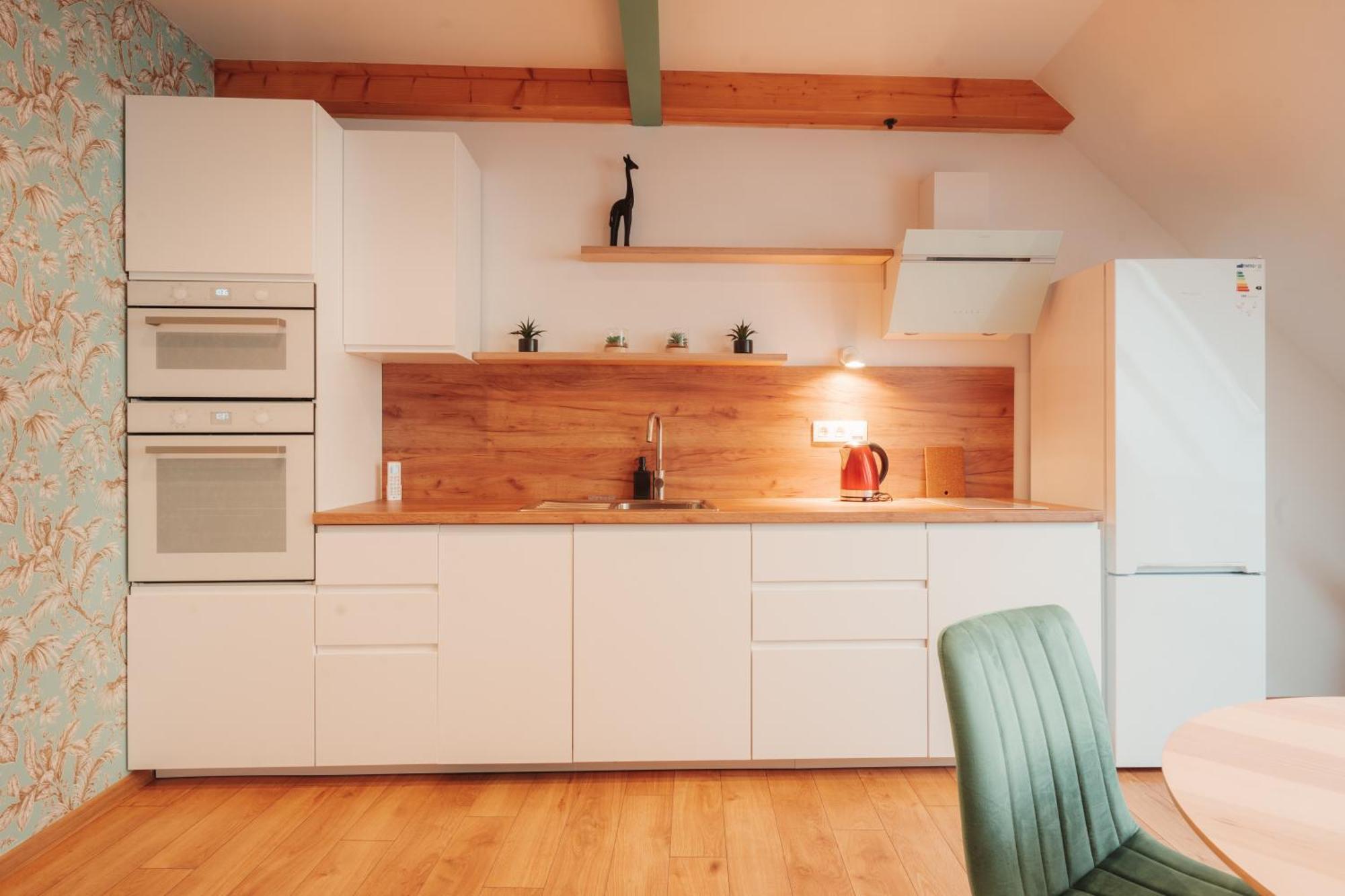 Hviezdoslavova Apartments, Trnava Centre, Parking Available Kültér fotó