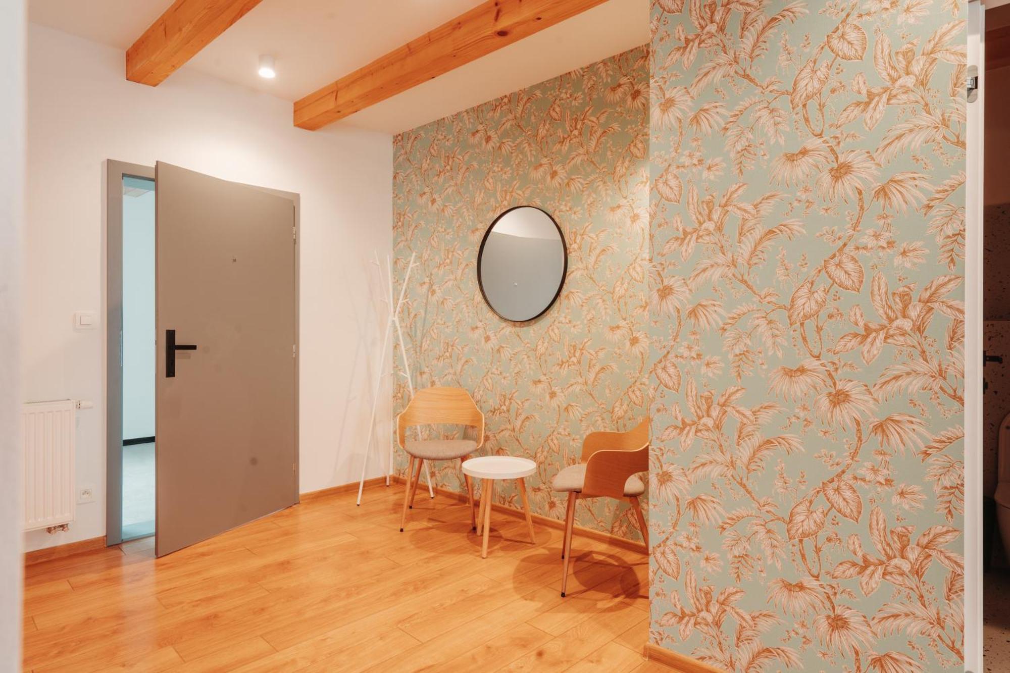 Hviezdoslavova Apartments, Trnava Centre, Parking Available Kültér fotó