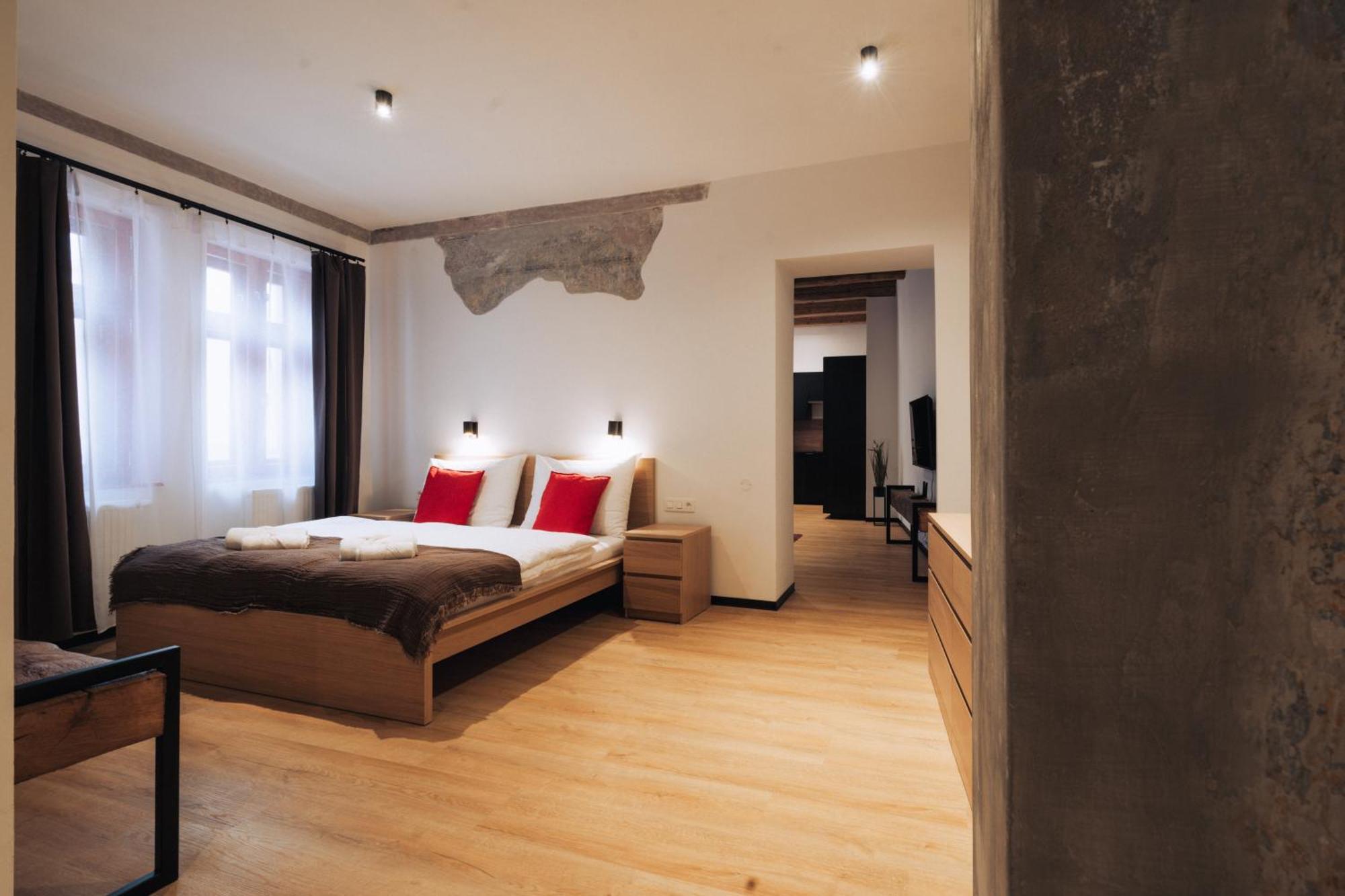 Hviezdoslavova Apartments, Trnava Centre, Parking Available Kültér fotó